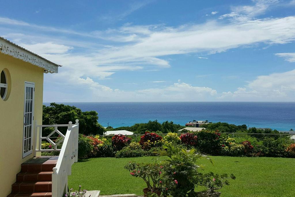 Spectacular Ocean View Retreat Apartment Saint James Exterior foto